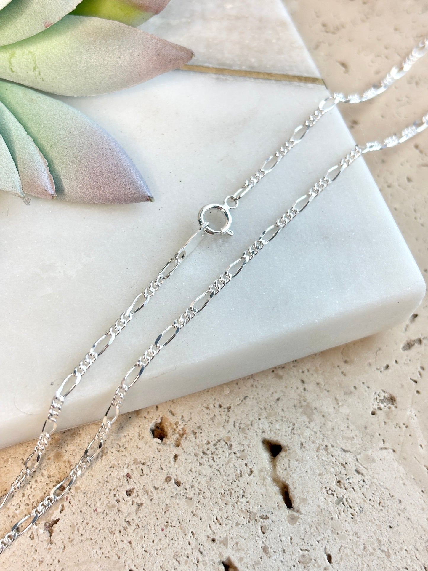 Valencia Sacred Heart Necklace